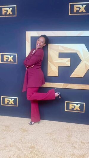 Angela Lewis Instagram - Bittersweet! Did some press for Season 6 of #snowfallfx! Long but fun day ✨❤️

Outfit| @AngelikaJozefczyk
Jewels| @reematdesigns_
Shoes| @willa.pheonix @veganfashionlibrary
Wardrobe| @styledbyambika
Hair| @itsraela
Makeup| @shannonpezzetta