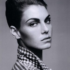 Angela Lindvall Instagram - I live, I learn, I love, I grow. 

Go easy …. None of us are perfect. So easy to judge. 

Breath in, Breath out

Stay True

Take a moment to celebrate growth. Take a moment of appreciation for all that’s well. 🙏🏻

Take a moment of gratitude for all that we are provided for.

Sending deep prayers of love and light to all of humanity ✨