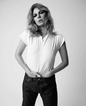 Angela Lindvall Instagram - @iconmagazine by @cameronmccool 
@ysl @levis @claudiachick @edoardocaniglia  @lillypollan_ @__mikemartinez @vanessa.contini_ @_mariasolepetroni_ @andreatenerani @lucastoppinistudio @angelo_pannofino