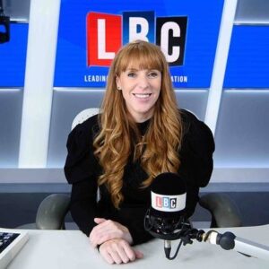 Angela Rayner Instagram - So excited to be making my radio DJ debut on Monday with @lbc 🎙

I’ll be in the hot seat from 10am-1pm. 🔥

Looking forward to the conversation!