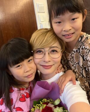 Angela Tong Instagram - My Lovies! Thank you for my Happy Mother’s Day! #alyssakassidy