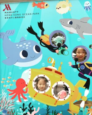 Angela Tong Instagram - Everyone loves Staycation! @hongkongoceanparkmarriott #redpandathemeroom Pool time, park time, breakfast buffet and our favourite room service dinner! We especially love the big bathtub.
@hkoceanpark #SustainableHotel #CityOasis #HKOceanParkMarriott #alyssakassidy #weekendaway #familytime