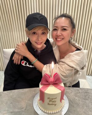Angela Tong Instagram - HBD Bestie!! 😘😘 Here’s to another year of laughing together! I lupp u~ #bff #whyulooksus #7sis #七姊妹 #happybirthday #november3