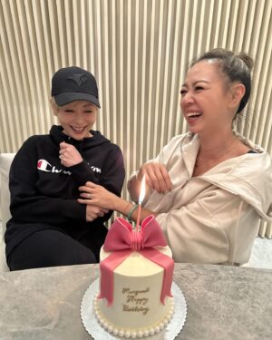 Angela Tong Instagram - HBD Bestie!! 😘😘 Here’s to another year of laughing together! I lupp u~ #bff #whyulooksus #7sis #七姊妹 #happybirthday #november3