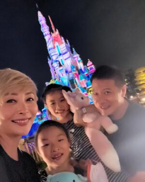 Angela Tong Instagram - Disneyland fireworks! Must see! #HKDisneyland #DisneyHalloweenTime #ShowYourWickedSide #Momentous 
#TheMostMagicalShowOnEarth #alyssakassidy #familytime #ilovehongkong