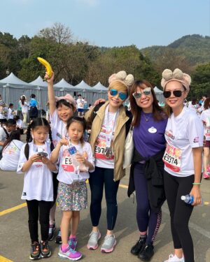 Angela Tong Instagram - Our girls ran towards the finish line, leaving only me, my bestie Margaret and my goddaughter Isabella behind. We enjoyed the scenic marathon taking selfies here n there! So happy Alyssa waited for me to cross the finish line…. While my brother Anthony & Kassidy & Michela ate bananas with their medals waiting for us! Thank you Amy for all these wonderful memories! #3KDisneylandMarathon  #10KWeekend2023 #HKDisneyland #香港迪士尼樂園 #DisneyMomentsHK #SkechersHK #linabell #alyssakassidy