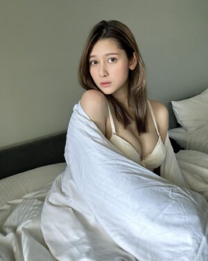 Angela Mei Thumbnail - 25.5K Likes - Top Liked Instagram Posts and Photos