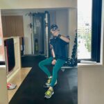 Angela Mei Instagram - 🏋️ 最近体が締まってきてうれしいぞ〜 @styleshown_gym #赤坂パーソナルトレーニング #STYLESHOWN #スタイルショーン #美脚ジム #筋トレ #gym #traning #fitness