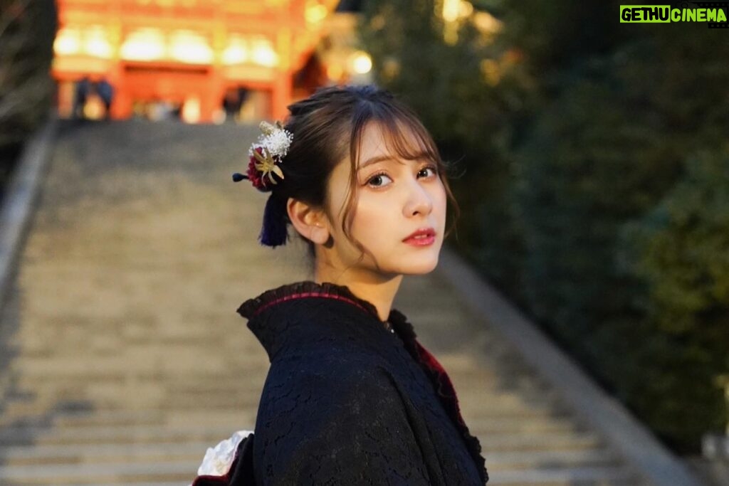 Angela Mei Instagram - 鎌倉でお着物きた🥰 参拝&食べ飲み歩き動画 YouTubeあがったよっ