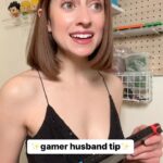 Angela Petruzziello Instagram - Gamer Husband Tip ✨new years✨ edition gamer husband voice by @randyramosjr #comedy #gaming #gamer