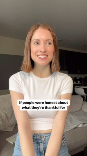 Angela Petruzziello Instagram - Thankful for family and friends and that I didn’t completely lose it at work the other day. 

#comedy #skit #comedyvideos #thanksgiving #actor #acting #comedyskit