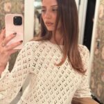 Angela Sarafyan Instagram - Goodnight ✨🪐💫
