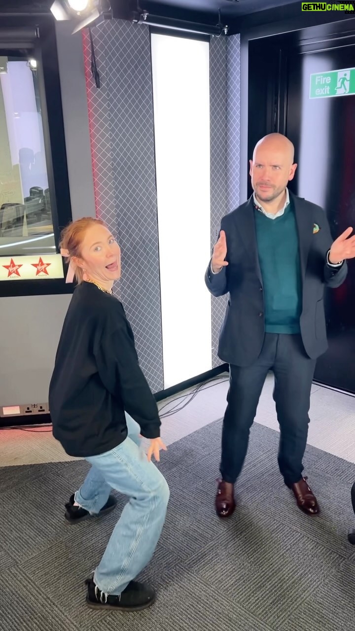 Angela Scanlon Instagram - Tom Allen and Angela Scanlon together is a vibe ✨ They’ll get even more in sync next Sunday… and then every Sunday after that 🎉 Listen to Angela Scanlon’s breakfast show from 7am and stay for Tom Allen from 10am on Virgin Radio UK 📻 @angelascanlon @tomindeed #germanrap #trending #angelascanlon #tomallen #virginradiouk