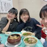 Angela Yuen Instagram - 落機有人接幸福仔但唔講笑唔糾結搵左米線食先 ☃️
