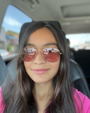 Angelee Vera Instagram - On my way to work @dhar.mann #acting #onmywaytowork