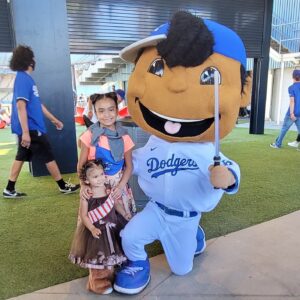 Angelee Vera Instagram - Enjoying Star Wars night at the #dodgerstadium .
.
#havingfun 
#starwars 
#actress 
#actor
#dharmannactors 
#dharmannfam 
#dharmann 
#gododgers 
#blessed 
#chewbacca 
#childofgod 
#losangeles 
#baseball 
#seasonholder