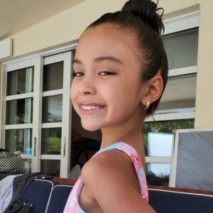 Angelee Vera Instagram - Enjoy life one moment at a time, step by step 🚶‍♀️ enjoy your journey. 🤗🥰.
#friendship 
#actress #model #sisters #pooltime @polygroup  #polygroup #summerwaves #enjoylife #fun #blessed #childofgod #summertime #godfirst #dharmann #dharmannactors