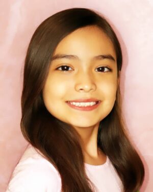 Angelee Vera Instagram - School's yearbook picture 📷  for 2020-21.
.
#actress
#dharmann
#model 
#film
#theater 
#8yearsold 
#2ndgrade 
#yearbook 
#yearbookphoto 
#childofgod 
#blessed 
#pink 
#smile 
#love
#dharmannactors 
#angeleemerikvera 
#angeleevera