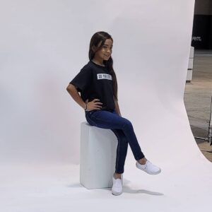 Angelee Vera Instagram - Today's photo 📷 shoot with @dhar.mann 's Team. Thank you for giving me the opportunity to be part of your team 🙏.
.
@dharmannstudios 
@ayden.mekus
.
#blessed #childofgod #dharmann #dharmannstudios #actress #motivation #inspiration #dharmannactors #merch #angeleemerikvera #amv 
.
@laurag_143  @ella.rose 🥰. Thank you 😊 💓