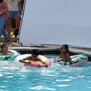 Angelee Vera Instagram - Enjoying what I do. @polygroup pool time! 🏊‍♀️🤽‍♀️🏄‍♀️
#photoshoot #polygroup #pooltime #funtime #summerwaves #inflatables #blessed #actress #model #dharmannactors #dharmann #dharmannfam #childofgod #angeleemerikvera #angeleevera #amv