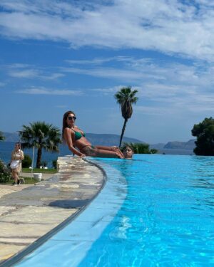 Angeliki Iliadi Instagram - Our summer is beautiful 🌞 Family moments ❤️. #summervibes #oursummer #beautiful #beautifuldestinations #moments #fun #happy #family #love #loveyourself #live