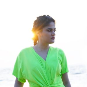 Angelina Lysen Instagram - 💫🌊

Mua : @ajayanmakeupartist 
📸 : @urstrulymaheshwar_here 
Outfit: @j7westerns 
.
.
.
#photo #photographylovers #reels #reelitfeelit #reelsinsta #beach #beachphotography