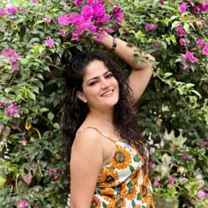 Angelina Lysen Instagram - 🧚‍♂️🌼🌼
.
.
.
.
#reelitfeelit #reels #reelsinsta