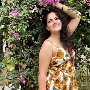 Angelina Lysen Instagram - 🧚‍♂️🌼🌼
.
.
.
.
#reelitfeelit #reels #reelsinsta