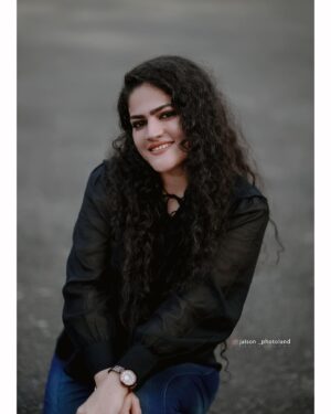 Angelina Lysen Instagram - Be addicted to your Passion🦋🖤

📸:@jaisonphotolandphotograph 
.
.
.
#photographylovers #black #reelitfeelit #reelinstagram #blacklove #be #📸 #🖤 #instafood #tamil #tamilcinema  #tamilmovie  #director #instafashion #instamood #instablackandwhite