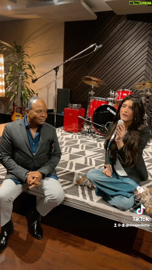 Angelina Jordan Instagram - It’s truly an honor being in the studio with the legendary Jonathan Moffett❤️I cannot describe how happy I am right now❤️🙌🏻 Thank u so much for sharing all those beautiful memories you’ve had with Michael Jackson❤️ @jmoffettmjm