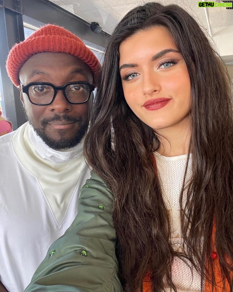 Angelina Jordan Instagram - One of the very first song that made me dance, was made by this amazing human Will❤️ When you turn music into art that’s when it gets special🙏🏻❤️ @iamwill