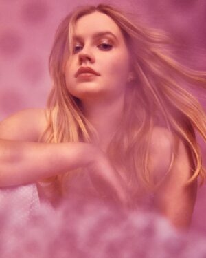 Angourie Rice Instagram - thank you @washingtonpost! hitting newsstands tomorrow ❤️

story: @thomaslfloyd 
photographer: @sean_scheidt_photography 
hair: @claraleopard 
makeup: @katrinakleinmakeup 
styling: @sarahslutsky