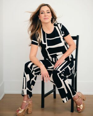 Anick Dumontet Instagram - Ensemble deux pièces pantalon lousse avec poches VERO MODA… tellement stylé! 🖤

Dispo chez @lesmagasinscpc