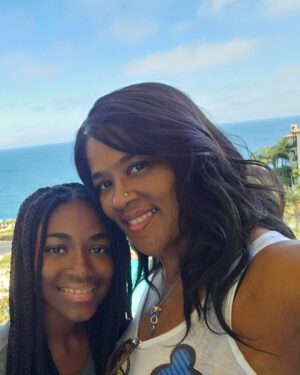 Aniela Gumbs Instagram - Happy International Womens Day (not quite a women yet) but “ Honey Chile, in my Ms Debbie voice” I feel like a woman! 🤣💕 #zola #growingupongreys #anielagumbs #teenager #winan #internationalwomansday #IWD2024 @greysabc @therealdebbieallen @shondarhimes @ellenpompeo @seekellymccreary @caterinascorsone learning from you all #like #comment #follow #love