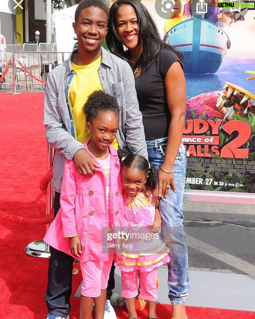 Aniela Gumbs Instagram - #tbt on the red carpet for my big brothers movie premiere @khamanigriffin #Cloudywithachanceofmeatballs2 #actingrunsinthefamily #tgit #anielagumbs #greysanatomy #like #follow #comment #love