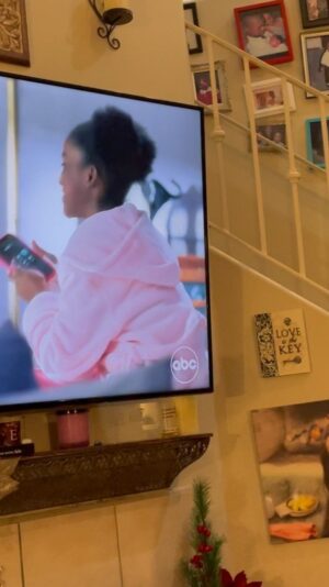 Aniela Gumbs Instagram - Fun Greys Anatomy clip, I’m using this phrase!!!! ….only on two of my siblings tho @danigumbs_art  and @khamanigriffin  @greysabc #sofunny #episode #zola #anielagrowingupgreys #teenager #honorstudent #anielagumbs #fit #fun #cute #lovetoact #greysanatomy #tgit #like #comment #followmeplease #love