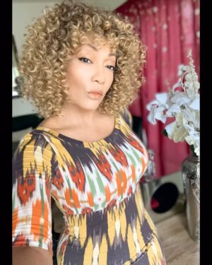Anika C. McFall Instagram - Paying #hair homage to one of my top 5 movies #DirtyDancing 💃🏽 “Nobody puts Baby in the corner” .…Call me Baby 💅🏼
#BENDINGCORNERSWITHANIKA 

✨Outside with my Day 1 @tarinapouncy supporting 
THE BLUEST EYE by Toni Morrison creatively Directed by @iamandichapman at @anoisewithin 
An entertaining take on a heavy piece, skillfully acted by a well crafted Cast! 
I am such a fan of Julanne Chidi Hill  whom I first saw in the #Stageplay BLUE Produced by Ms. Tarina! 

✨#Thespians Supporting Thespians and #Theater #ANoiseWithinTheater #blondeambition #honey coated #anikamcfall #multi #award #winning #actress #producer #writer #muse #mahalo #givegoodface #blessed #blowkissesandthrowglitter #finerwomanhood #catchonorcatchup