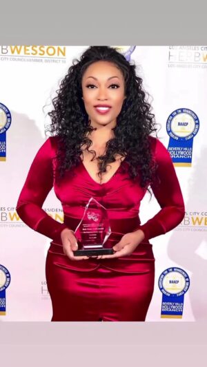 Anika C. McFall Instagram - #TBT What a Moment! It was a pure honor to be Nominated, and a sheer personal #VICTORY to Win!! The Love & support I received from #NAACP, my Family, Legends, Peers, Colleagues, and of course my Peeps put me Somewhere Over the Rainbow!! That house was sizzling with the Best of the Best and to be honored as Best Supporting Actress is a Moment this little girl from Gary, IN could only dream of!!! More to come keep rocking with me!!🙏🏽 S/O to my Soror  Dana Washington 💤  for traveling far & wide to support your girl @sopeachyent for hanging tough in these #Hollywood streets @poetic_beauty_89_  for my #glam slam 💋  #bestsupportingactress #anikamcfall #naacp #awards #peacebestill #multi #awardwinning #actress #producer #writer #comedian #muse #GaryIN #mahalo #blowkissesandthrowglitter #blessed #givegoodface #catchonorcatchup #finerwomanhood @anikamcfall