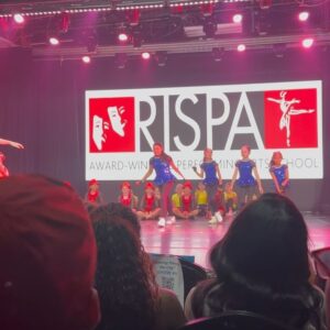 Anila Sajja Instagram - So many wonderful things to CELEBRATE this weekend at the SAJJA household!! AVIR turning BIG 7 and ARYANA’S HIP HOP performance!! 🎉💐🥳💕💙🎂 #thesajjafamily #birthdaycelebration #hiphopperformance #turning7yearsold❤️🎂 #hiphopdance #rispa #treetop
