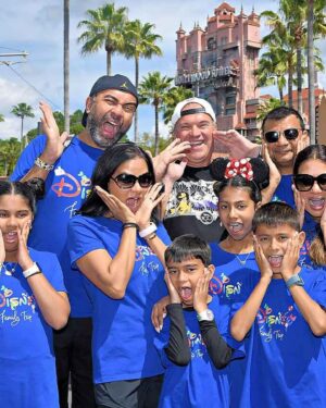 Anila Sajja Instagram - So many things to CELEBRATE 🎉🥳 OUR Anniversary 🧿, Easter🐣weekend, the best Disney VIP tour guide!, & family time …. What a MAGICAL 🪄trip! 🧚‍♀️💫 @kiransajja_md 
.
#anilasajja #contentcreator #waltdisneyworld #epcotflowerandgardenfestival #hollywoodstudios #disneytrip #easterweekend #thesajjafamily #drkiransajjamd #oculofacialplasticsurgeon