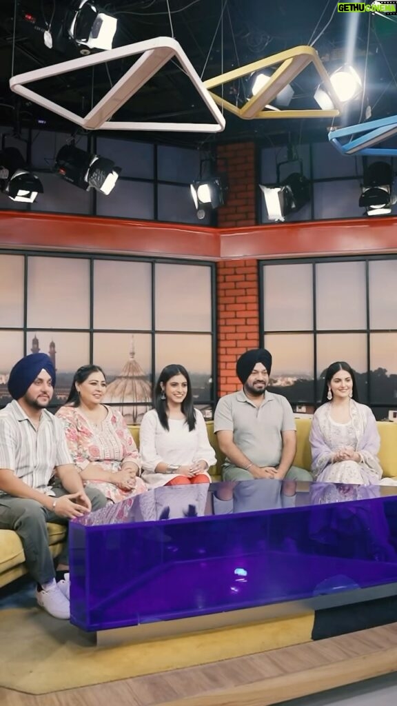 Anita Devgan Instagram - #NiMainSassKuttni2 Promotional Tour Delhi 🔥 Releasing on 7th June ✌🏻 @nimainsasskuttni2 @anitadevgan101 @ghuggigurpreet @nishabano @iammehtabvirk @tanvinagi.official @mohitbanwait @banwaitfilms #Abpnews #Aajtak #DNA #Zeenews #lallantop #Hindustantimes #punjabifever #punjabimovie