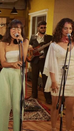 Anjali Sivaraman Instagram - Kaprila Keishing features in this Gloss! cover of A.R Rehman’s classic song Urvashi Urvashi. “Take it easy”… more clips to follow! Full covers of other songs on our YT channel.