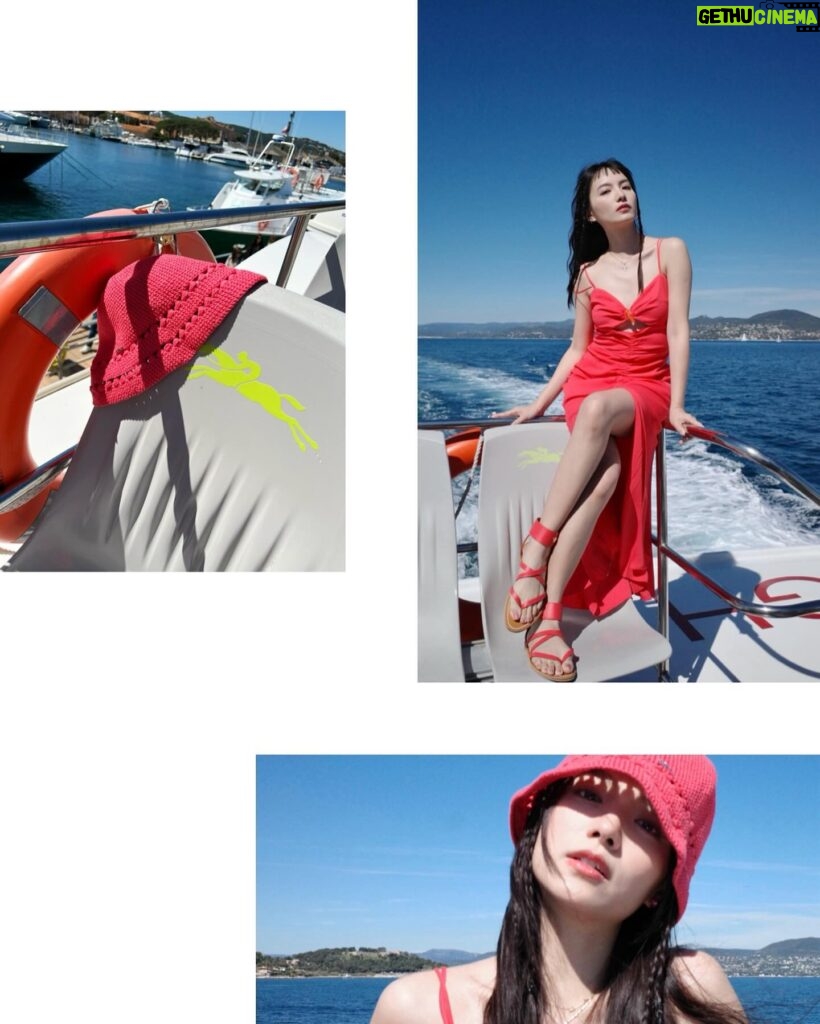 Anjaylia Chan Instagram - 和來自各地的美女們boat trip 🌊 大家一起拍拍拍📸 不知道大家有沒有留意到，其實很多人穿的都是同一件衣服。 只是不同的女生、不同的個性和特質，就穿出了不一樣的風格☀️ 每一次換裝後都很期待看大家怎麼去演繹自己的衣服。 同一道海岸線，總有不一樣的風景。 @longchamp #LongchampStTropez #LongchampSS24 #longchamphk