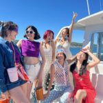 Anjaylia Chan Instagram - 和來自各地的美女們boat trip 🌊 大家一起拍拍拍📸 不知道大家有沒有留意到，其實很多人穿的都是同一件衣服。 只是不同的女生、不同的個性和特質，就穿出了不一樣的風格☀️ 每一次換裝後都很期待看大家怎麼去演繹自己的衣服。 同一道海岸線，總有不一樣的風景。 @longchamp #LongchampStTropez #LongchampSS24 #longchamphk
