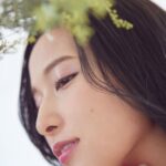 Anju Inami Instagram - ． 🫧伊波杏樹 東名阪TOUR🫧 『Re merveilleux VOYAGE』まで あと3日ーー！！みっかああああ！！ ． おこんばんは。いなみです。 ． 昨日、無事に最終RHを終え あとは名古屋へと向かうのみですっ ． 充実だし、必死だし、 でもそれも分かんないくらい どんどん、どんどんと 日々が過ぎていくのだけれど。 それと同時に みんなに嬉しいお知らせをたくさん出来ていて。 ． いっぱいに喜んでくれるその笑顔を思い浮かべて 一生懸命にやったるぜ！って感じで 生きてました。笑 ． 歌いたい想いも、楽曲も それぞれの景色を届けられたらいいなぁ。 ． ん！いな民のみんなのもとには #メルボヤ グッズも届いた頃だよね！ ❁新作リーフレット“An courage” vol.1 どうよっ お手製メッセージも添えさせてもらいました。 なんか、すこし照れくさいから ちいさめな文字で。(; ´ᵕ` )笑 ． 良かったらみんなのお気にしグッズのお話 聞かせてねーっ！ ． それじゃまた明日ー🌷.* #inamianju #メルボヤ