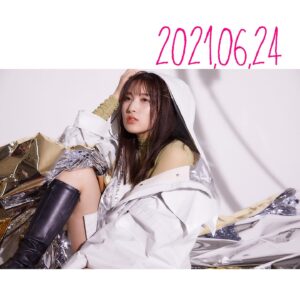 Anju Inami Instagram - いよいよ。明日。
．
伊波杏樹 初💐ONLINE LIVE,
『An seule étoile ~Pousse d'ici~』
．
ついったさんでも
いんすたさんでも
何かしら綴りたいって思ってたんだけど
今になってみて
明日になればそれぞれの特別な席で
皆さんと会えるんだからっ！
．
って結論にいたりました。笑
．
大事にとっておきます。
嬉しくて、泣いてしまいそうだから。(; ´ᵕ` )
．
6月25日 今だからこその
たった一つの星を楽しみにしていてください。
．
みんな、またあしたねっ
#inamianju #an_éto