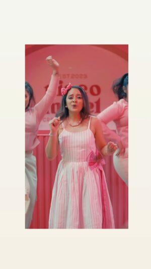 Anju Joseph Instagram - Happy Easter Family!!! 🐣. Raravenu is available on all music platforms now!! Go check it out!!