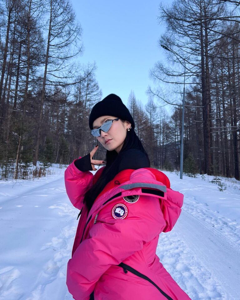 Ankhmaa Gankhuyag Instagram - Canada goose, baffin -тэй өвөл дулаахаан⛄️🧣🧤 @seven_summitsstore 🛍️