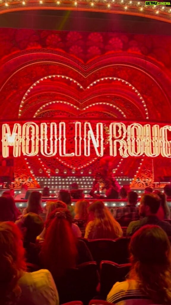 Ankhmaa Gankhuyag Instagram - MOULIN ROUGE🎪❣️ @moulinmusicaluk ❤️ @piccadillytheatre 🙌