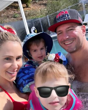 Anna Hutchison Instagram - Merry Christmas Everyone 🎄🎁❤️✨💫